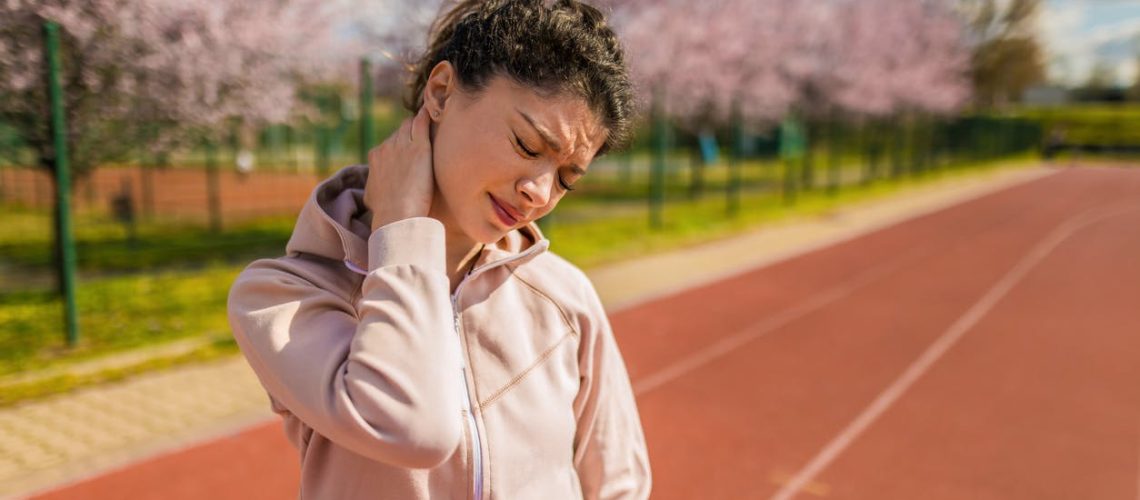 Qu'est-ce qu'une entorse cervicale et comment la prendre en charge ?